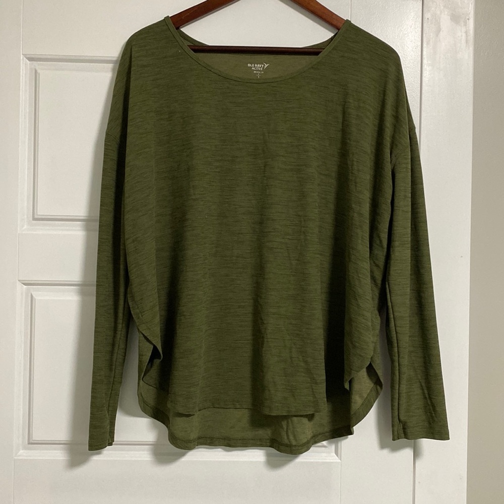 Old navy active green long sleeve large